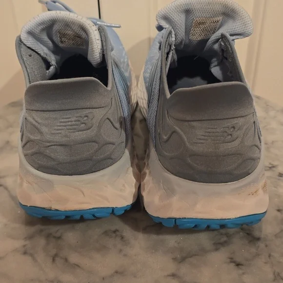 New Balance Fresh Foam 1080 V11 Women's Sneaker, Size 9 Wide - Picture 8 of 8